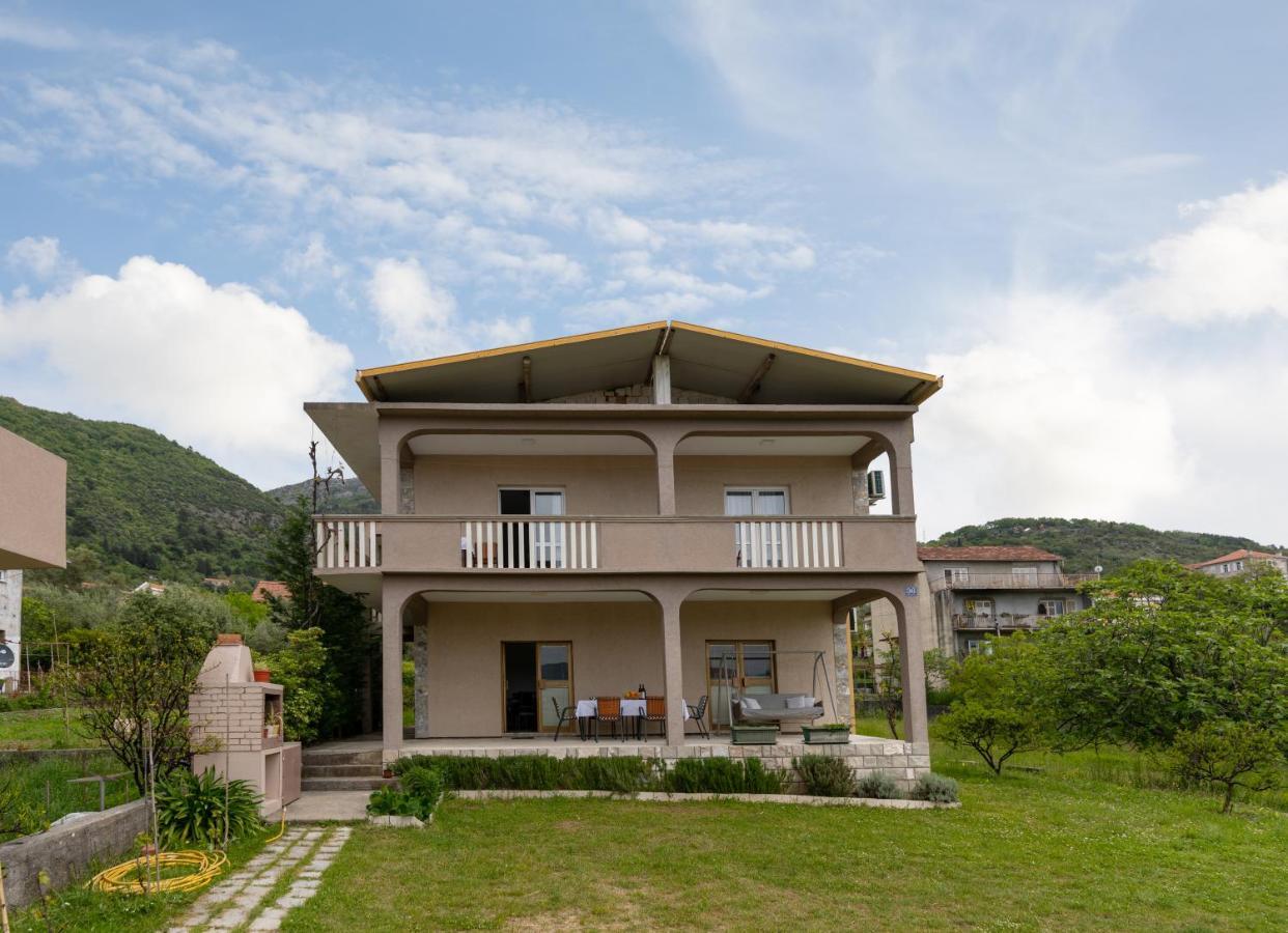 Apartments Bojic ติวัต ภายนอก รูปภาพ